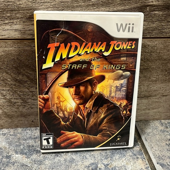 5 for $60 - Indiana jones and the staff of kings for the Wii - Picture 1 of 3